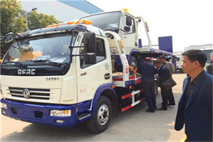 宿迁汽车道路救援拖车价格